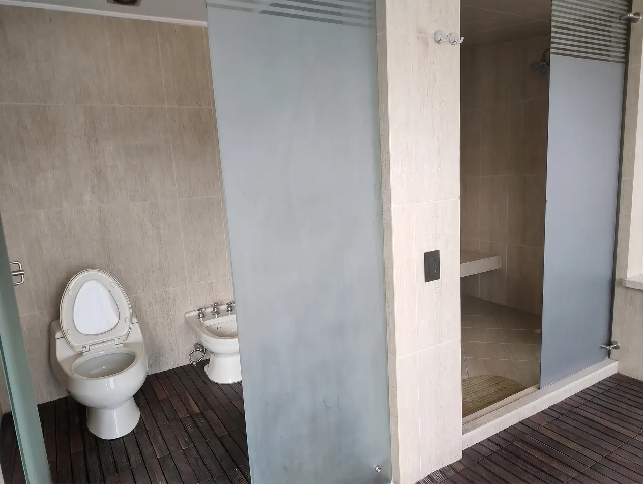 cl-real-estate-inmueble-en-venta-apartamento-116-baño3